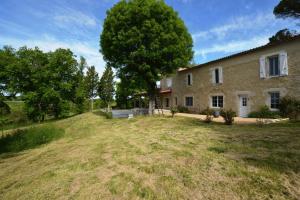 Photo de l'annonce nº 330221712. Maison à vendre sur Castelnau d'Auzan Labarrère