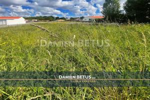 Picture of listing #330228168. Land for sale in La Chaize-Giraud
