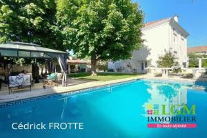 Picture of listing #330228979. House for sale in Montélimar