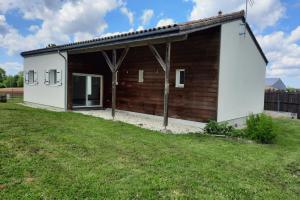 Picture of listing #330237281. House for sale in Guitinières