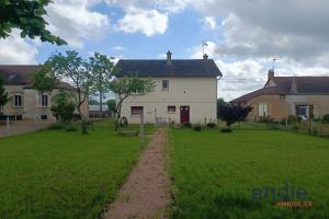 Picture of listing #330254339. House for sale in Cosne-d'Allier