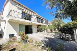 Picture of listing #330254895. House for sale in Antibes