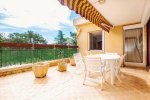Picture of listing #330270287. Appartment for sale in Aix-en-Provence