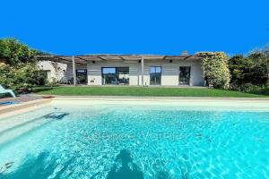 Picture of listing #330276824. House for sale in Antibes