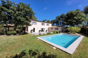 Picture of listing #330277210.  for sale in Peyrolles-en-Provence