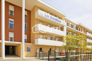 Picture of listing #330280122. Appartment for sale in Marseille