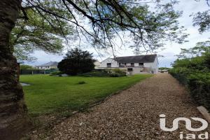 Picture of listing #330282814. House for sale in La Chartre-sur-le-Loir