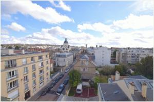Picture of listing #330285339. Appartment for sale in Versailles