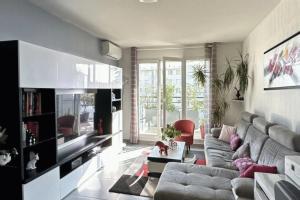 Picture of listing #330292171. Appartment for sale in Juan-les-Pins