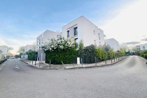 Picture of listing #330296793. Appartment for sale in Bron