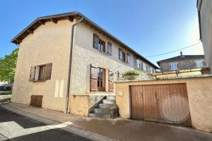 Picture of listing #330297787. House for sale in Chazelles-sur-Lyon