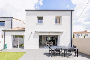 Picture of listing #330301186. House for sale in Saint-Sébastien-sur-Loire
