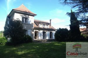 Picture of listing #330303290. House for sale in Cahors