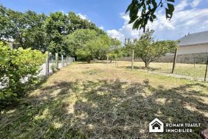 Picture of listing #330303847. Land for sale in Renazé