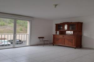 Thumbnail of property #330321353. Click for details