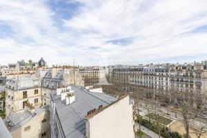 Picture of listing #330326302. Appartment for sale in Paris