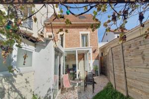 Picture of listing #330330280. House for sale in Asnières-sur-Seine