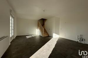 Thumbnail of property #330330873. Click for details