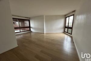 Picture of listing #330332020. Appartment for sale in Le Chesnay