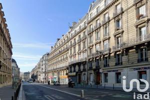 Picture of listing #330338620. Appartment for sale in Paris