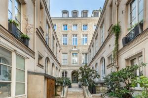 Picture of listing #330338924. Appartment for sale in Paris