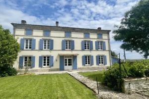 Picture of listing #330341709. House for sale in Dampierre-sur-Boutonne