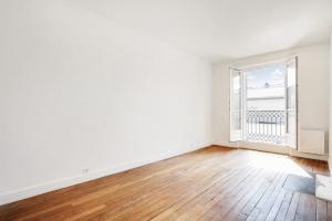 Picture of listing #330343650. Appartment for sale in Paris