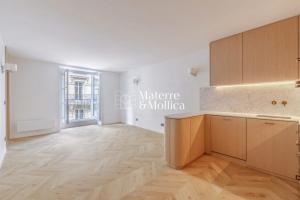 Picture of listing #330346214. Appartment for sale in Paris