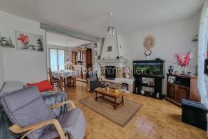 Picture of listing #330352758. House for sale in Vernou-la-Celle-sur-Seine