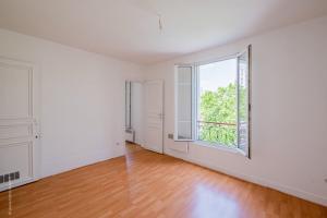 Picture of listing #330361284. Appartment for sale in Paris