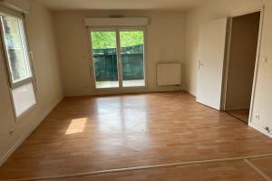 Picture of listing #330362282. Appartment for sale in Poitiers
