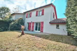 Picture of listing #330364291. House for sale in Saint-Martin-la-Plaine