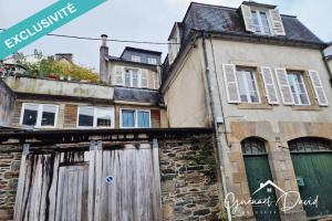 Picture of listing #330369067. Building for sale in Morlaix
