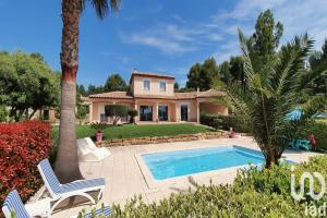 Picture of listing #330373569. House for sale in La Cadière-d'Azur