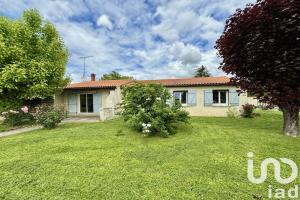 Picture of listing #330373741. House for sale in Triac-Lautrait