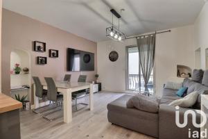 Picture of listing #330374331. Appartment for sale in Nans-les-Pins
