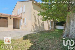 Picture of listing #330375015. House for sale in Montfavet