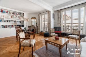 Picture of listing #330384497. Appartment for sale in Paris