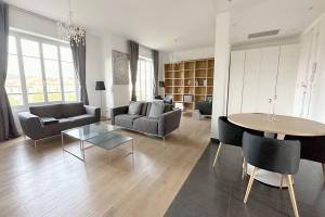 Picture of listing #330391231. Appartment for sale in Aix-en-Provence