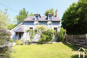 Picture of listing #330413186. House for sale in Saint-Saulge