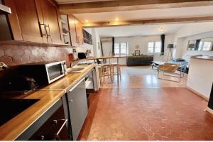 Picture of listing #330417813. Appartment for sale in Avignon