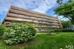 Picture of listing #330419021. Appartment for sale in Vélizy-Villacoublay