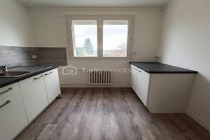 Picture of listing #330419898. Appartment for sale in Sées