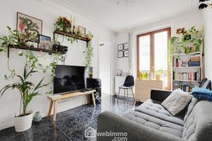 Picture of listing #330431767. Appartment for sale in Paris