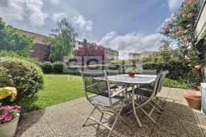 Picture of listing #330432485. Appartment for sale in Asnières-sur-Seine