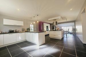 Picture of listing #330434665. House for sale in Saint-Doulchard