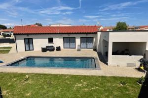 Picture of listing #330434785. House for sale in Valence