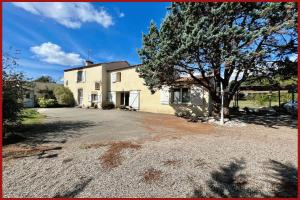 Picture of listing #330437177.  for sale in Le Givre