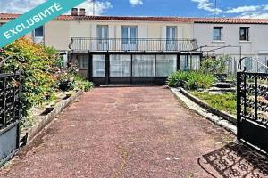 Picture of listing #330439231. House for sale in Cognac