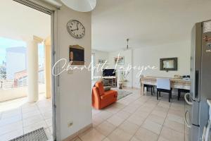 Picture of listing #330439660. Appartment for sale in Toulon